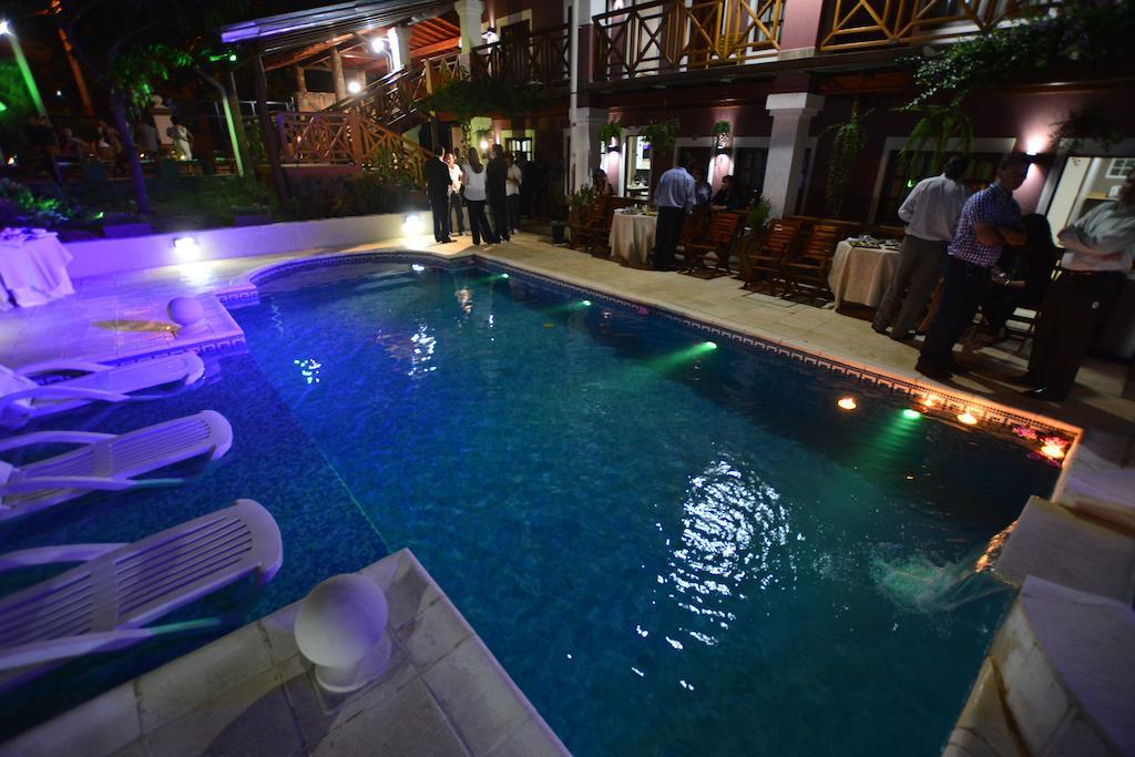Akwati Suites Iguazu Puerto Iguazú Zewnętrze zdjęcie