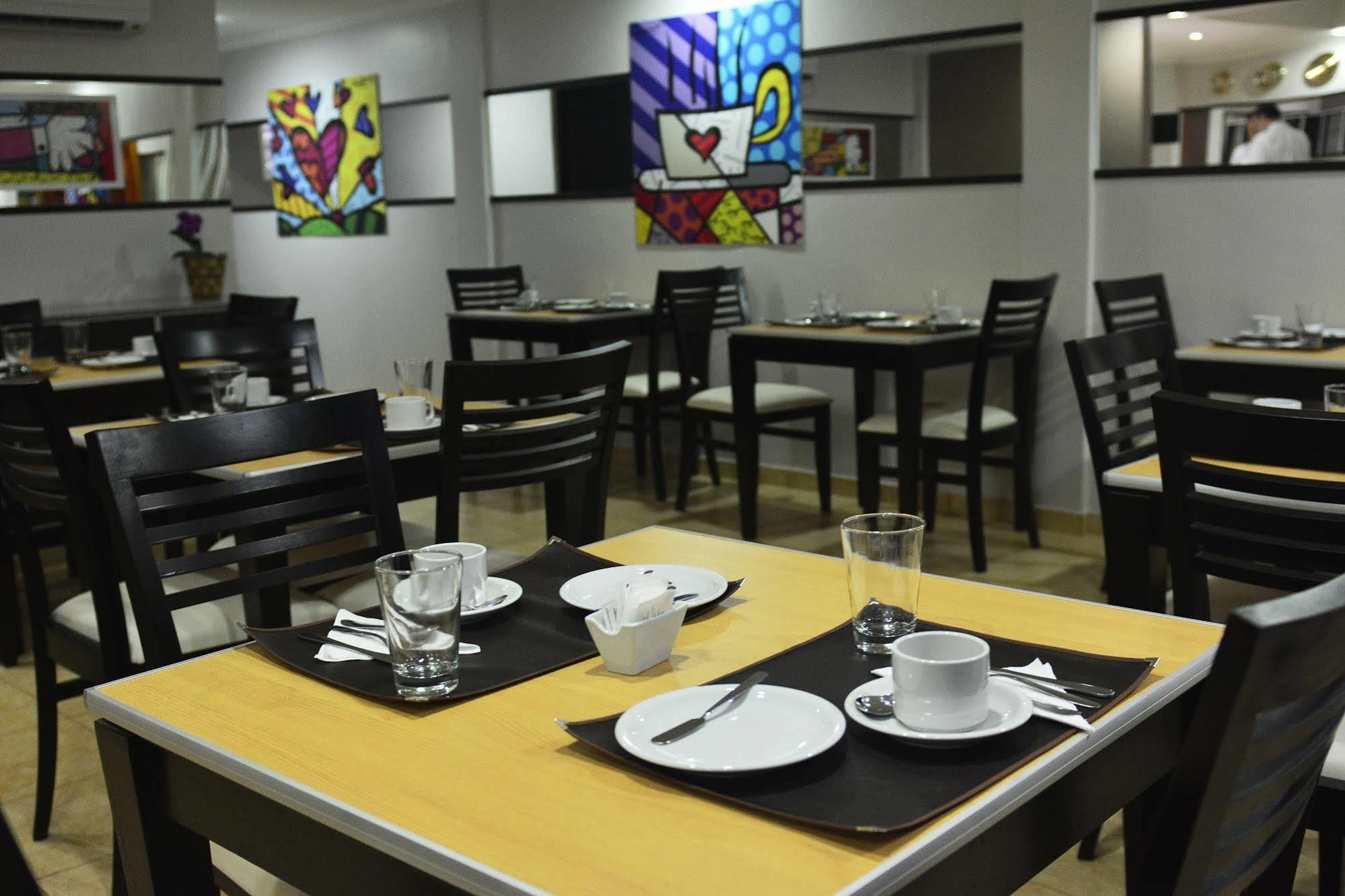 Akwati Suites Iguazu Puerto Iguazú Zewnętrze zdjęcie